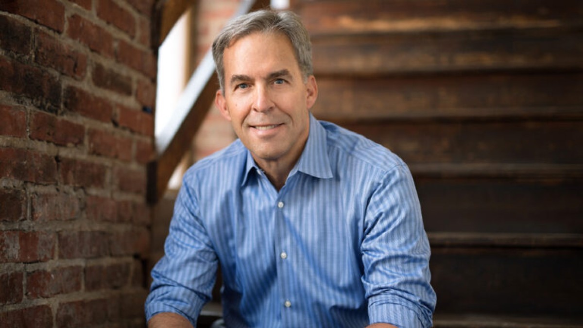 Pulitzer Prize-winning author Rick Atkinson.