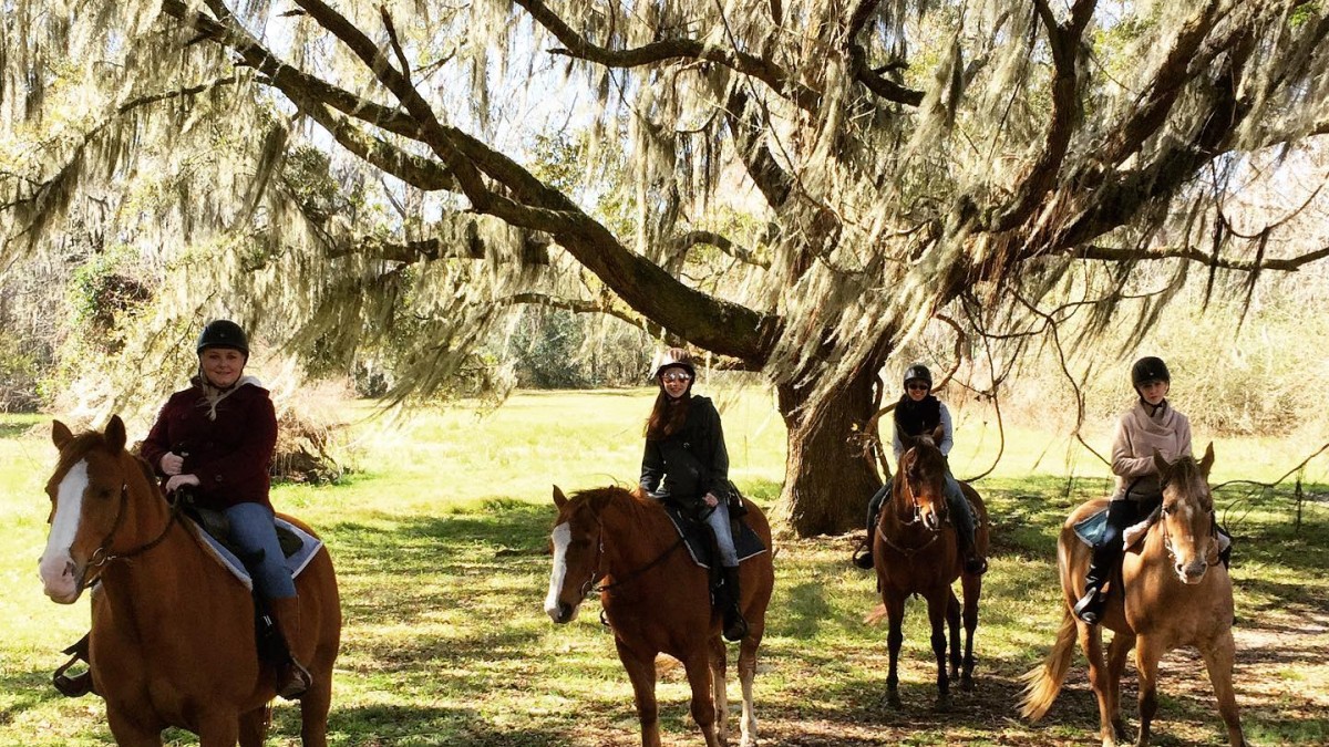 horseback-riding-red-gate-farms-savannah.jpg