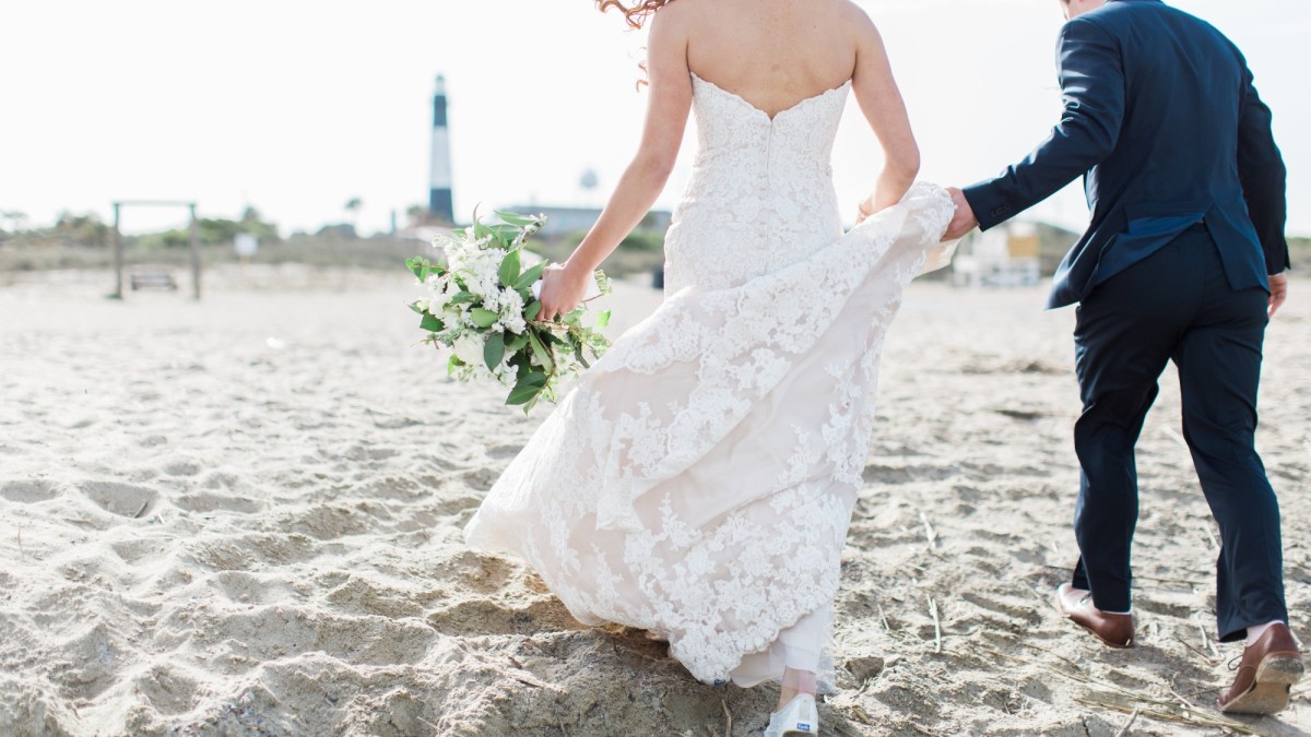 tybee island lighthouse wedding beach