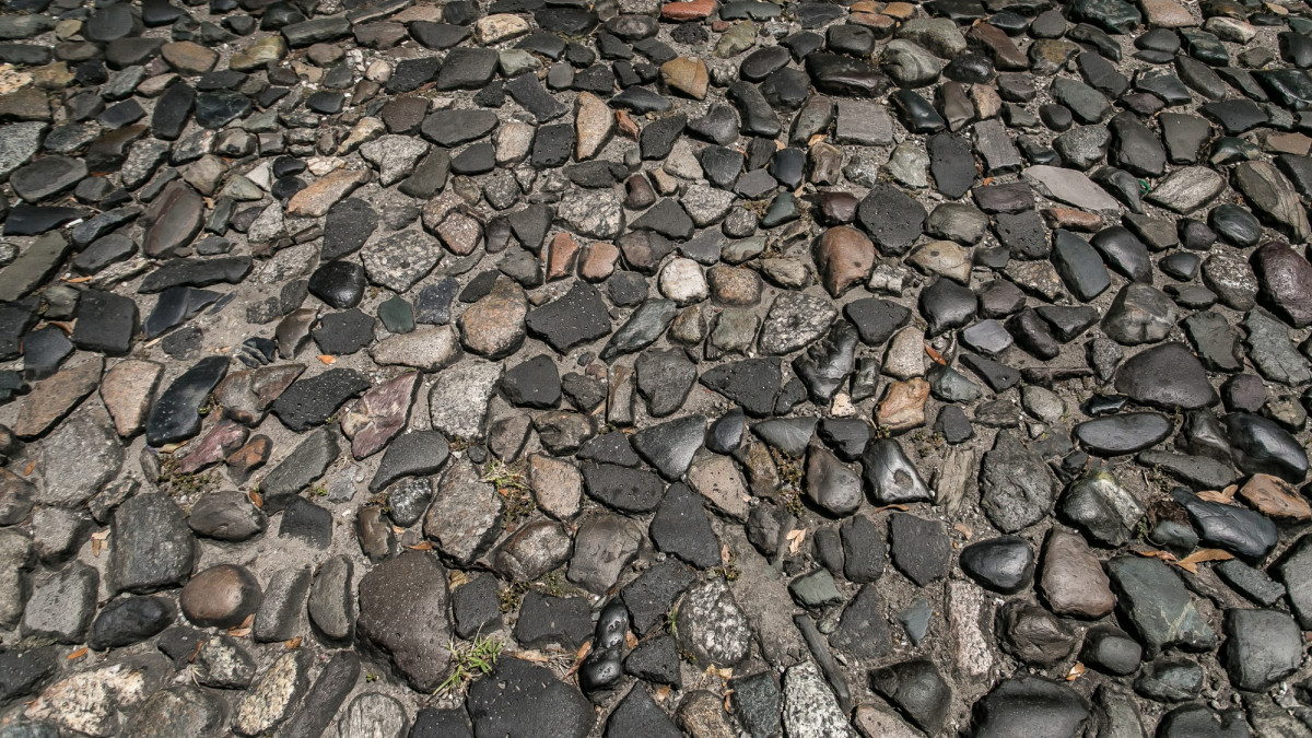 river-street-cobblestones.jpg