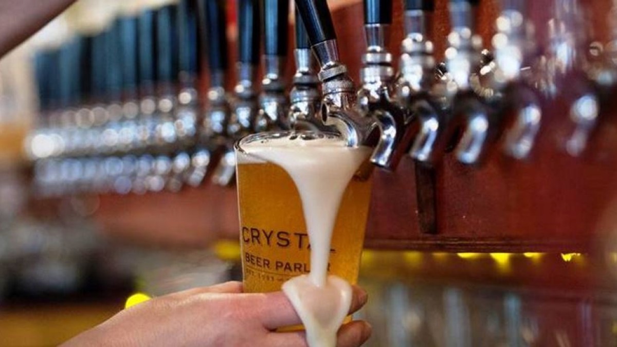 crystal-beer-parlor-draft-beer.jpg