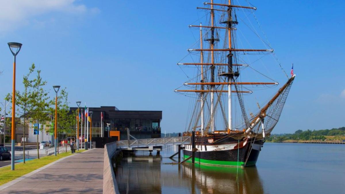 famine_ship_2.jpg