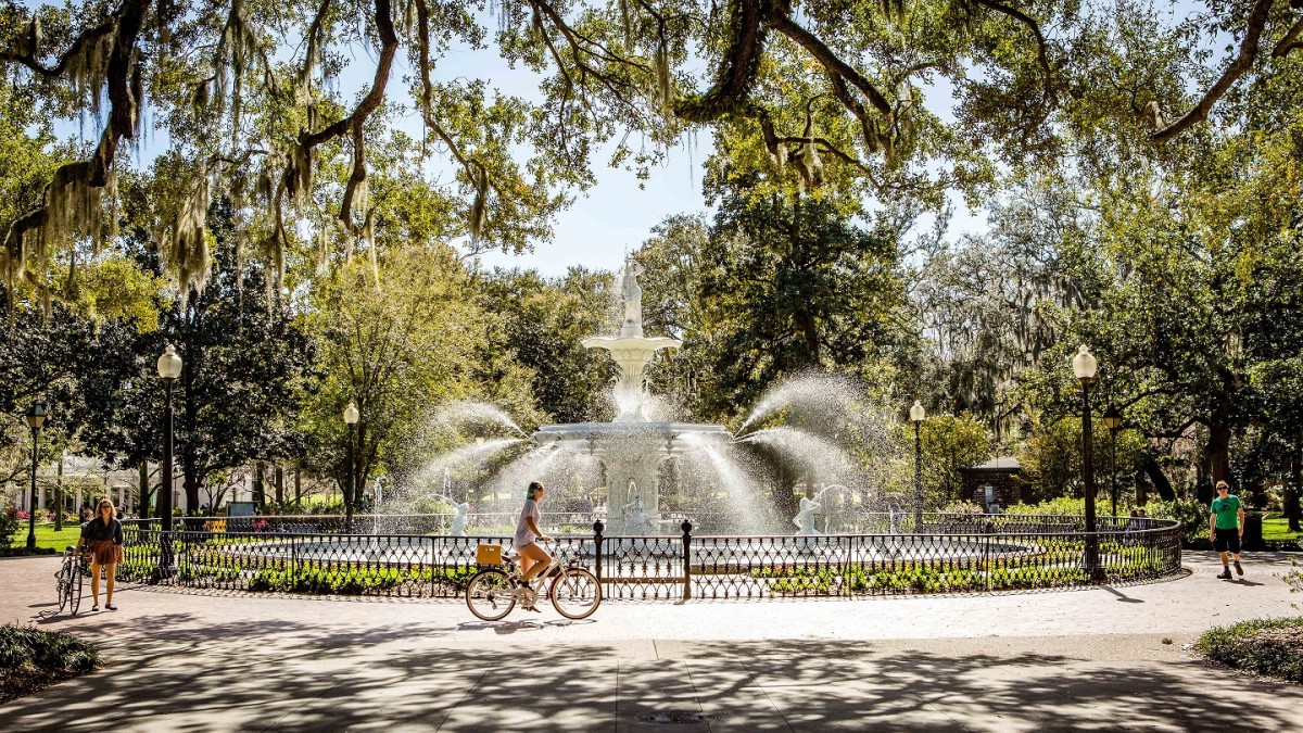 Forsyth Park fountain bicycle