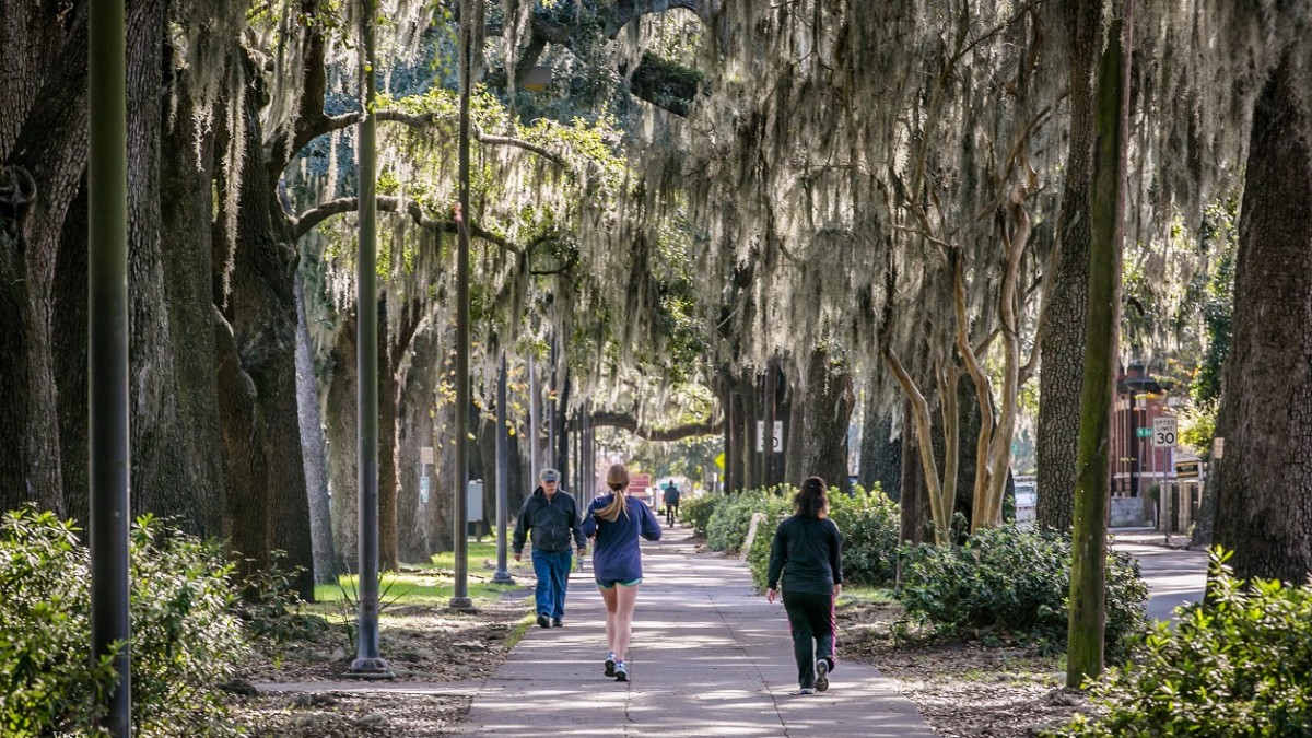 Forsyth-Park-runners.jpg