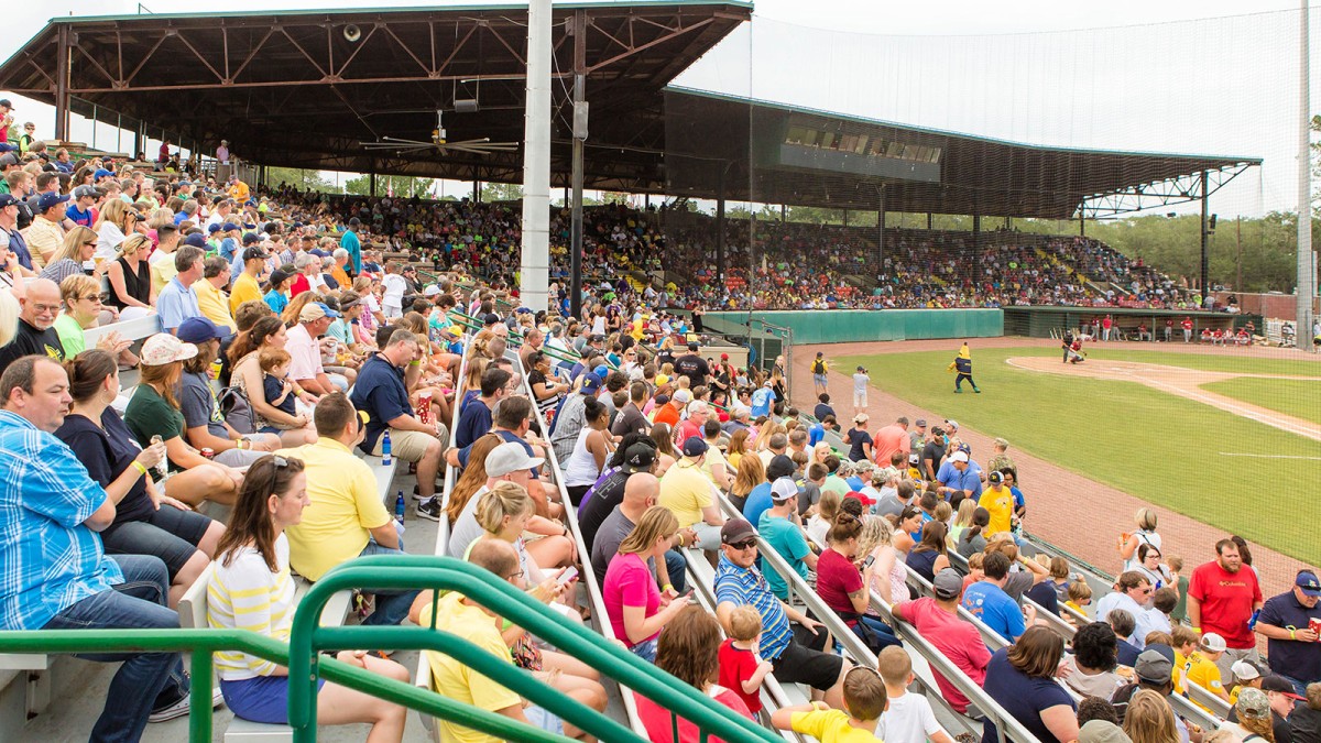 hero-savannah-bannans-grayson-stadium-midtown.jpg