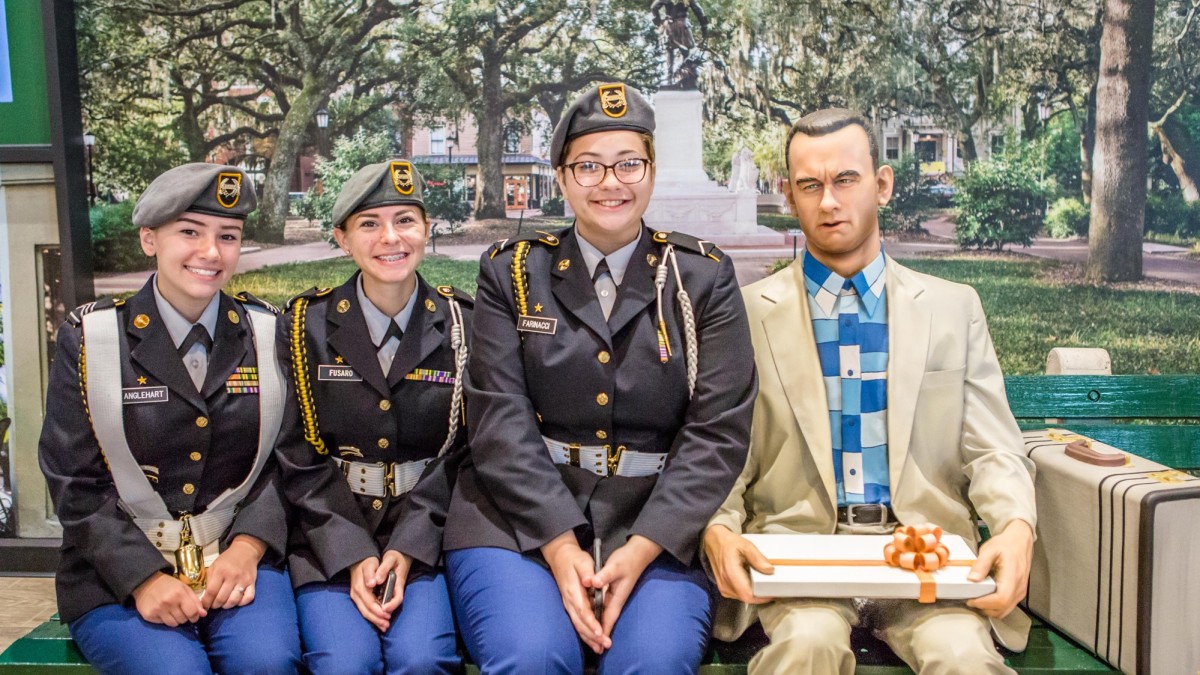 Visit Savannah Visit Tybee Welcome Center Forrest Gump