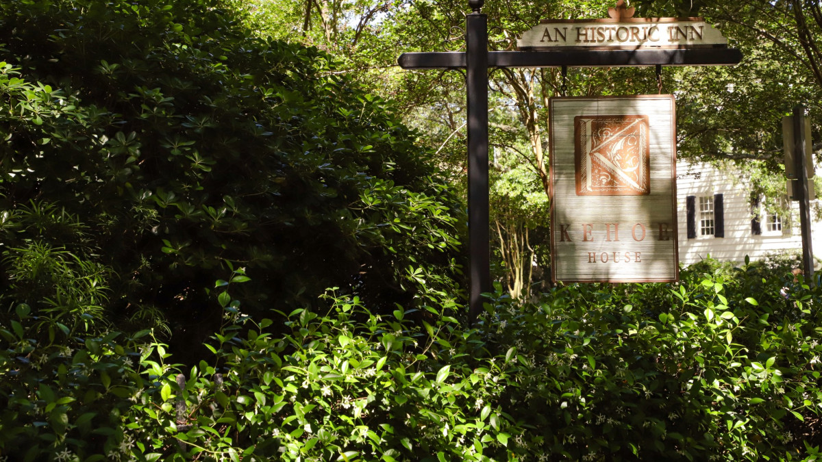 kehoe house exterior sign_bhoward_img_0128.jpg