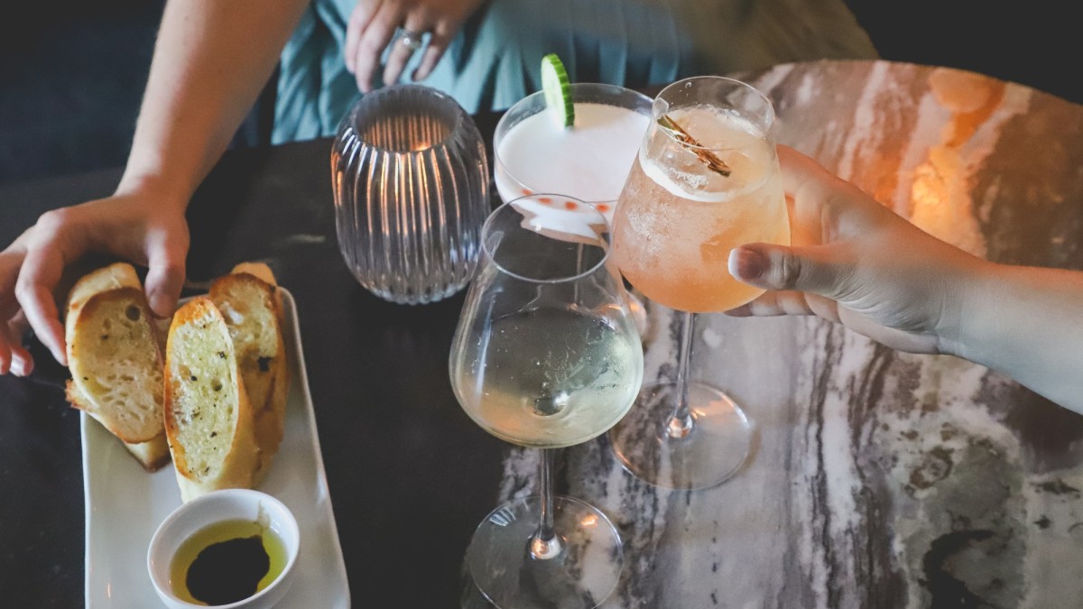 arco_drinks and apps_b.howard.jpg