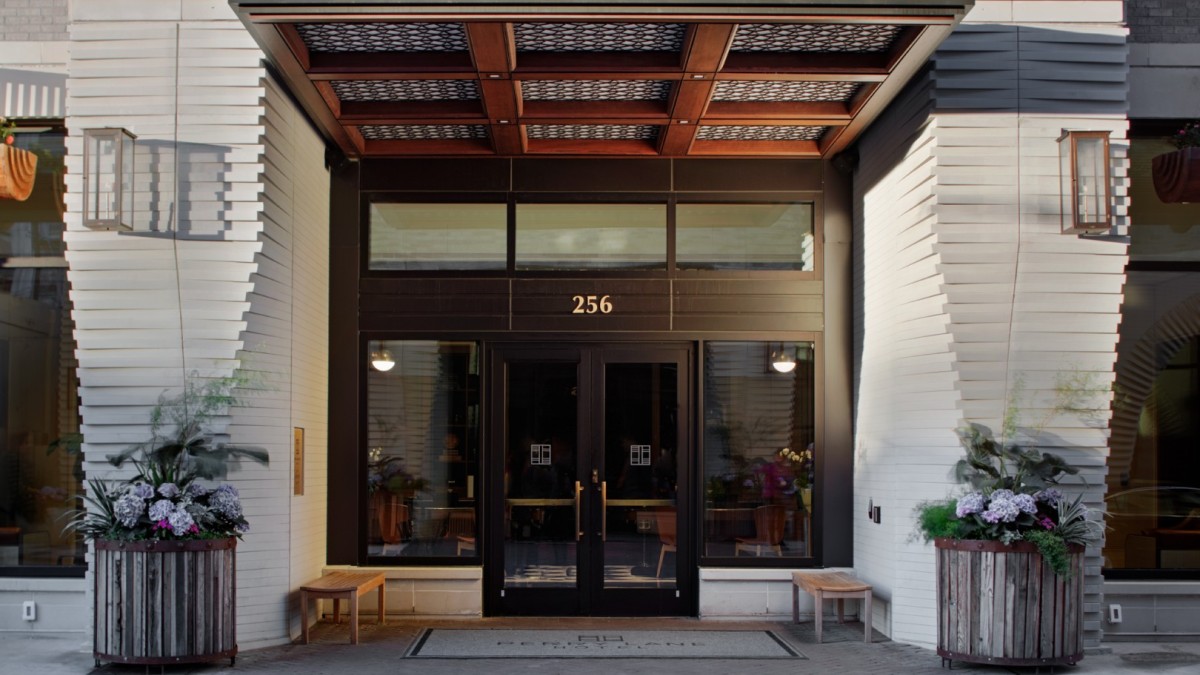 Perry Lane Hotel