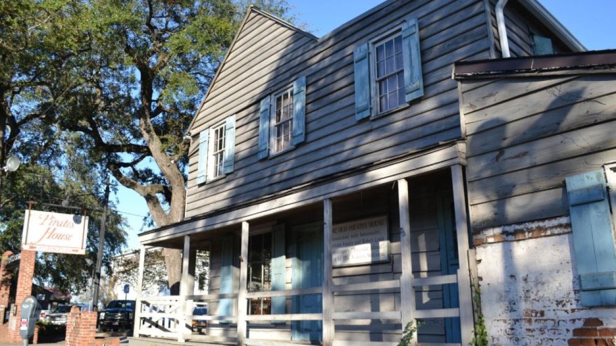 The historic Pirates' House in Savannah, Georgia.