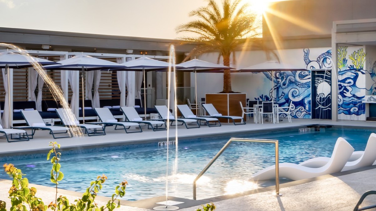 plant_riverside_district_compass_pool_lounge_facebook.jpeg