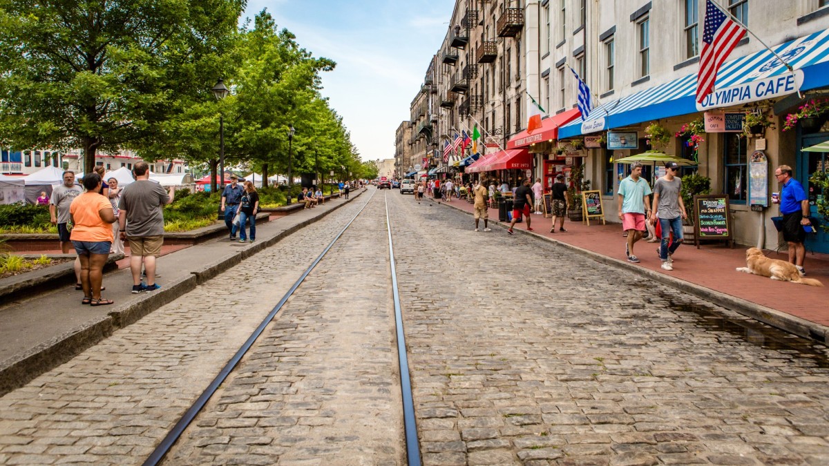 river_street_cobblestones.jpg