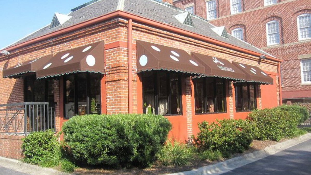 Sara Jane Children's Boutique in Savannah, Georgia.