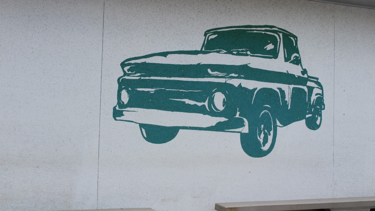 Green Truck Pub in Starland Savannah's Green Truck Pub is located in the Starland District.