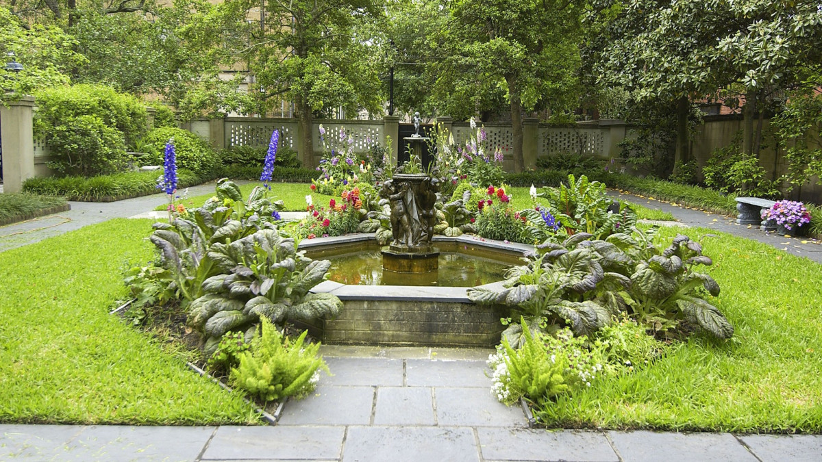 A secret garden in historic Savannah, Georgia