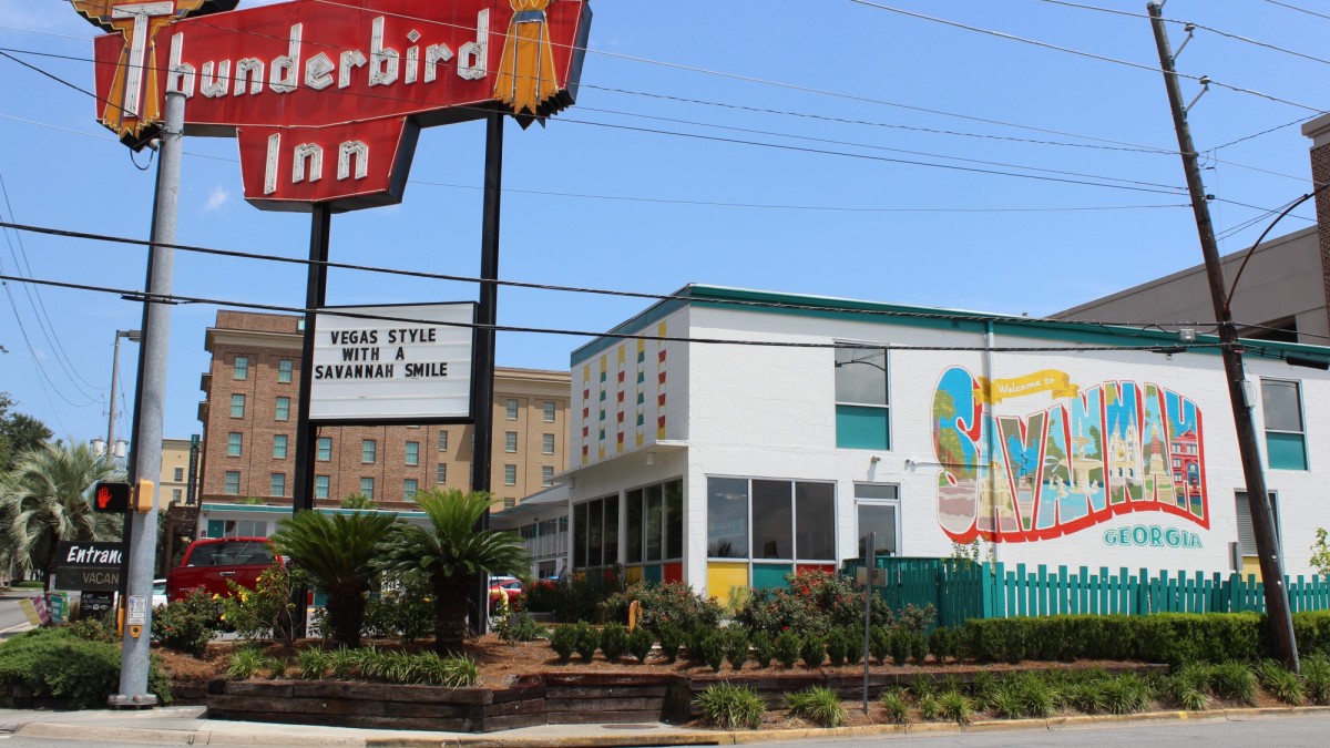 The Thunderbird Inn The Thunderbird Inn welcomes visitors to Savannah with its colorful mural.