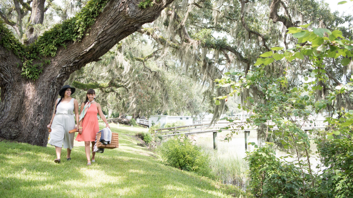 Girls at Isle of Hope Girls at Isle of Hope