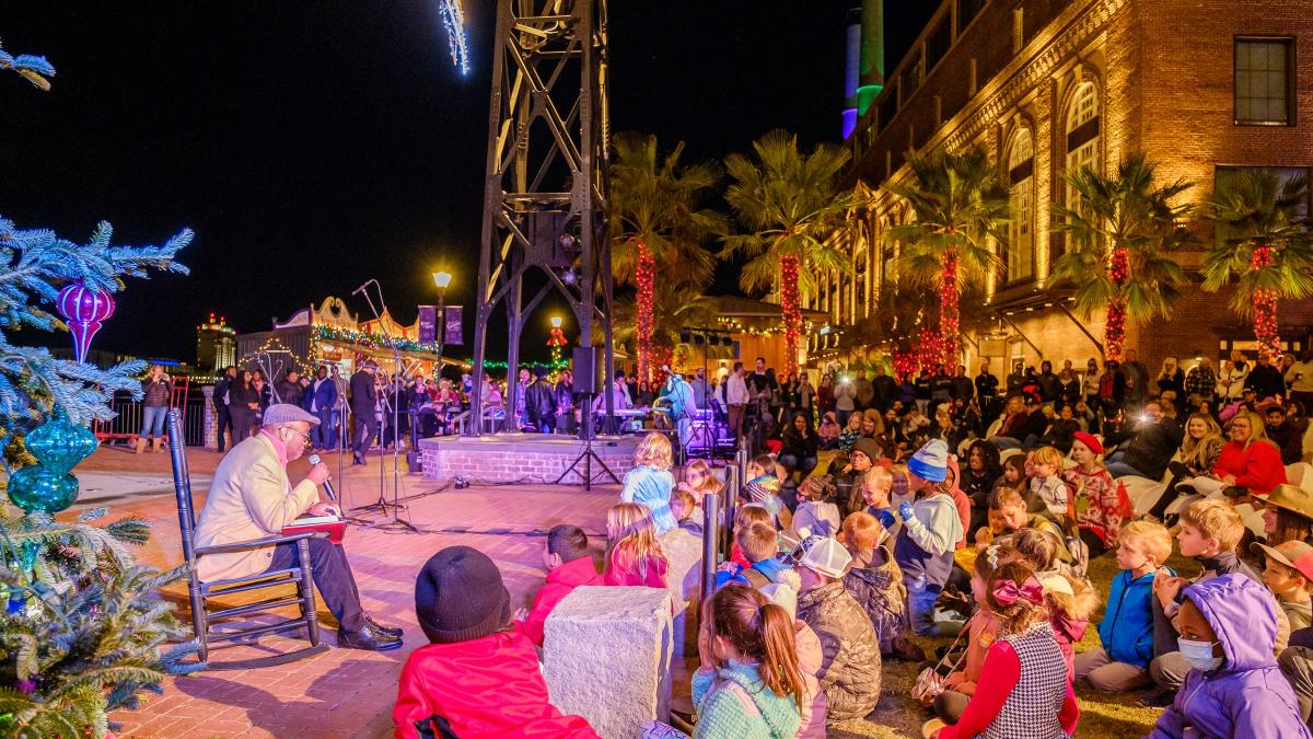 plant riverside district tree lighting ceremony plant riverside district tree lighting ceremony