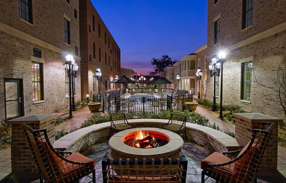 DogFriendly Places in Savannah