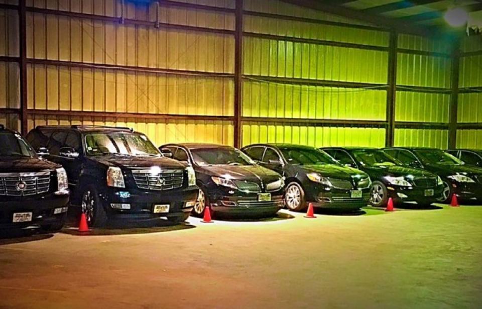 Above and Beyond Limousine Service Visit Savannah