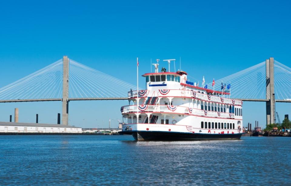 savannah riverboat cruises east river street savannah ga