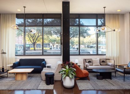 andaz_lobby.jpg
