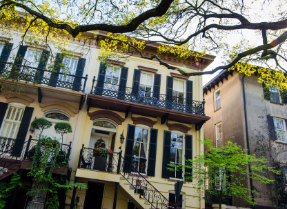 hero-homes-mansions-historic-district-street-view.jpg