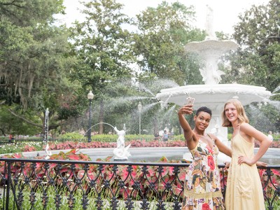 hero-forsyth-park-fountain-friends-selfie.jpg