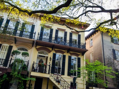 hero-homes-mansions-historic-district-street-view.jpg