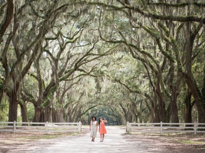 girls-at-wormsloe-state-historic-site.jpg