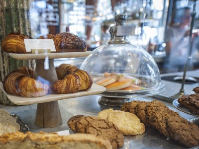 paris-market-food-pastries-geoff-johnson.jpg