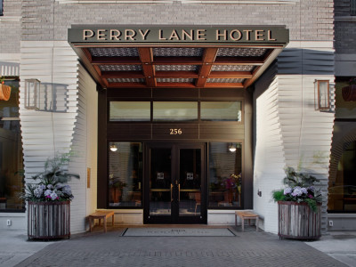 Perry Lane Hotel