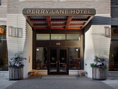 Perry Lane Hotel