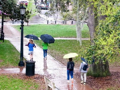 Rainy-Day-in-Savannah.jpg