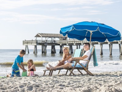 tybee-beach-family-pier-sandcastle.jpg